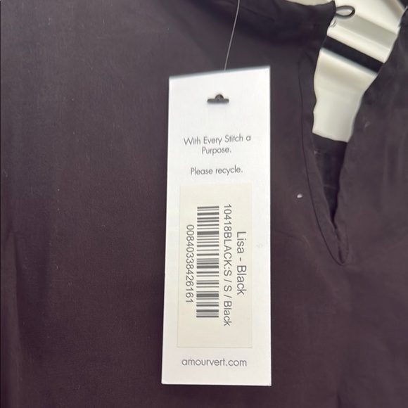 Black Women's Amour Vert Cotton Eyelet Crop Top - Picture 5 of 7